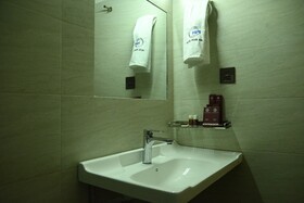 Hotel Pearl Inn
