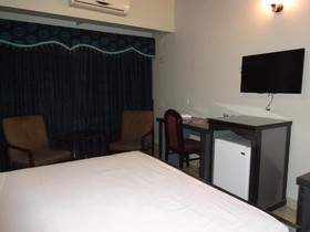 Hotel Sky Towers