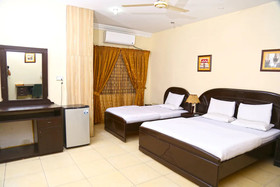 Luxury Inn Guest House