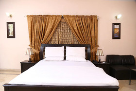 Luxury Inn Guest House