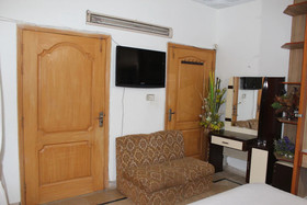 Luxury Inn Guest House