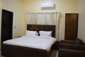 Ocean Pearl Hotel