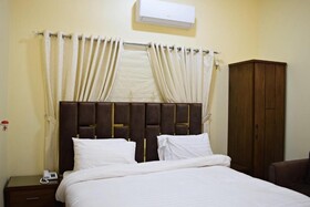 Ocean Pearl Hotel