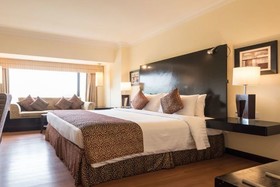 Ramada Plaza by Wyndham Karachi Airport Hotel