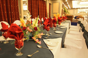 Regent Plaza Hotel & Convention Center