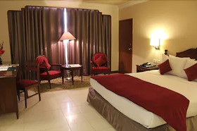 Regent Plaza Hotel & Convention Center