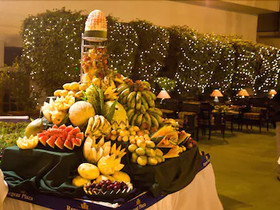 Regent Plaza Hotel & Convention Center
