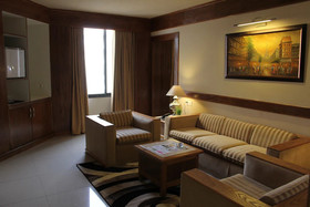Regent Plaza Hotel & Convention Center