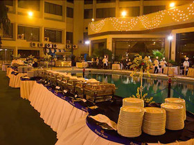 Regent Plaza Hotel & Convention Center