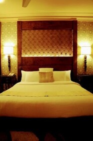The Times inn Couples