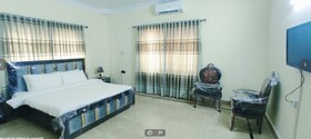 Waypoint Hotel