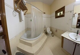 World Inn Karachi