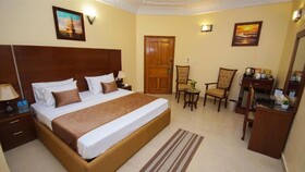 World Inn Karachi
