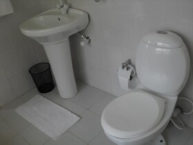 Al Barakaat Hotel