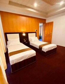 Elite Residency