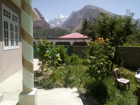 Four Seasons Family Guest House