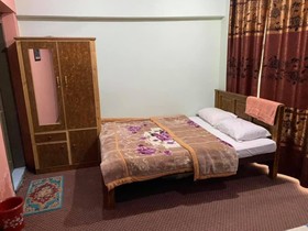 Golden Bite Hotel And Restaurant