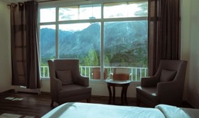 Hilltop Hotel Hunza