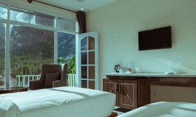 Hilltop Hotel Hunza