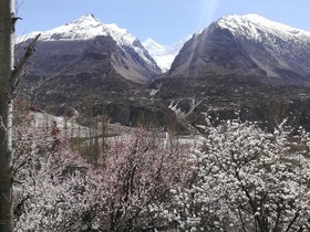 Hilltop Hotel Hunza