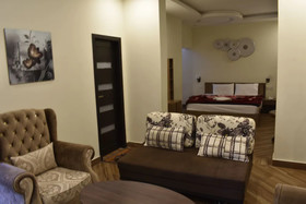 62 Hill's Luxury Rooms