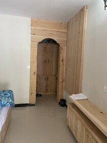 Lushy Resort