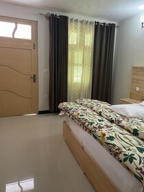 Lushy Resort