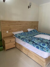 Lushy Resort