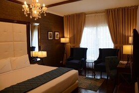 Diamond Luxe Hotel