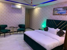 Dior One Hotel