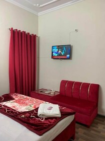 Eden Plus Executive Hotel