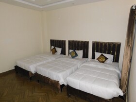 Empire Hotel