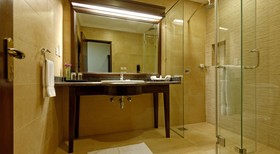 Faletti’s Hotel