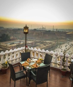 Fort View Hotel & Restaurant