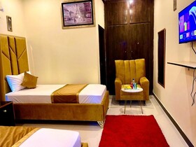 Go Guest House Lahore