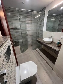 Goldcrest Apartments