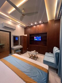 Gulberg Inn Hotel