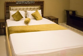 Hotel Days Inn Two