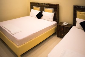 Hotel Days Inn Two