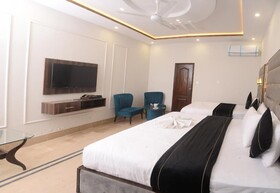 Hotel Five Season