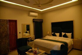 Hotel Grand Lahore