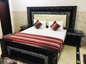 Hotel Moon Palace