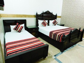 Hotel Moon Palace
