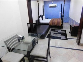 Hotel New Holiday
