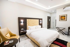 Hotel One MM Alam Road