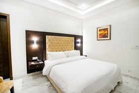 Hotel One MM Alam Road