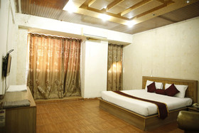 Hotel Premier Inn Davis Road