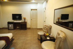 Hotel Premier Inn Davis Road