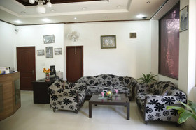 Hotel Premier Inn Davis Road