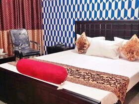 Hotel Rose One Lahore